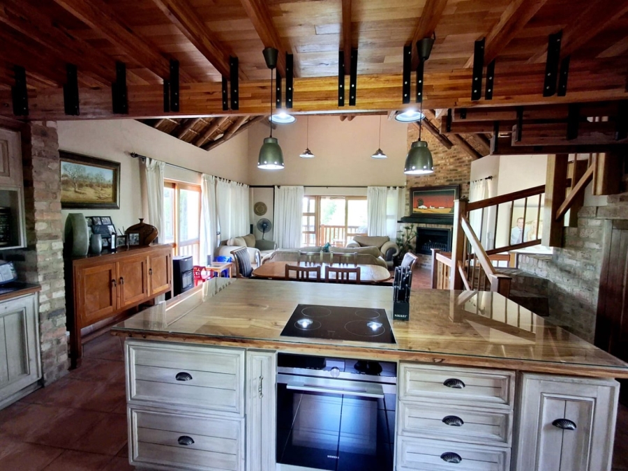 4 Bedroom Property for Sale in Boschenvaal River Front Lodges Free State